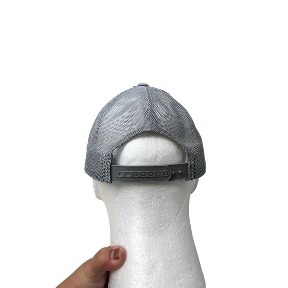 Travis Mathew Golf Hat Flex Fit Grey Striped Logo Patch Cap - Picture 4 of 7